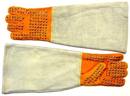 Professional Studded handling gloves